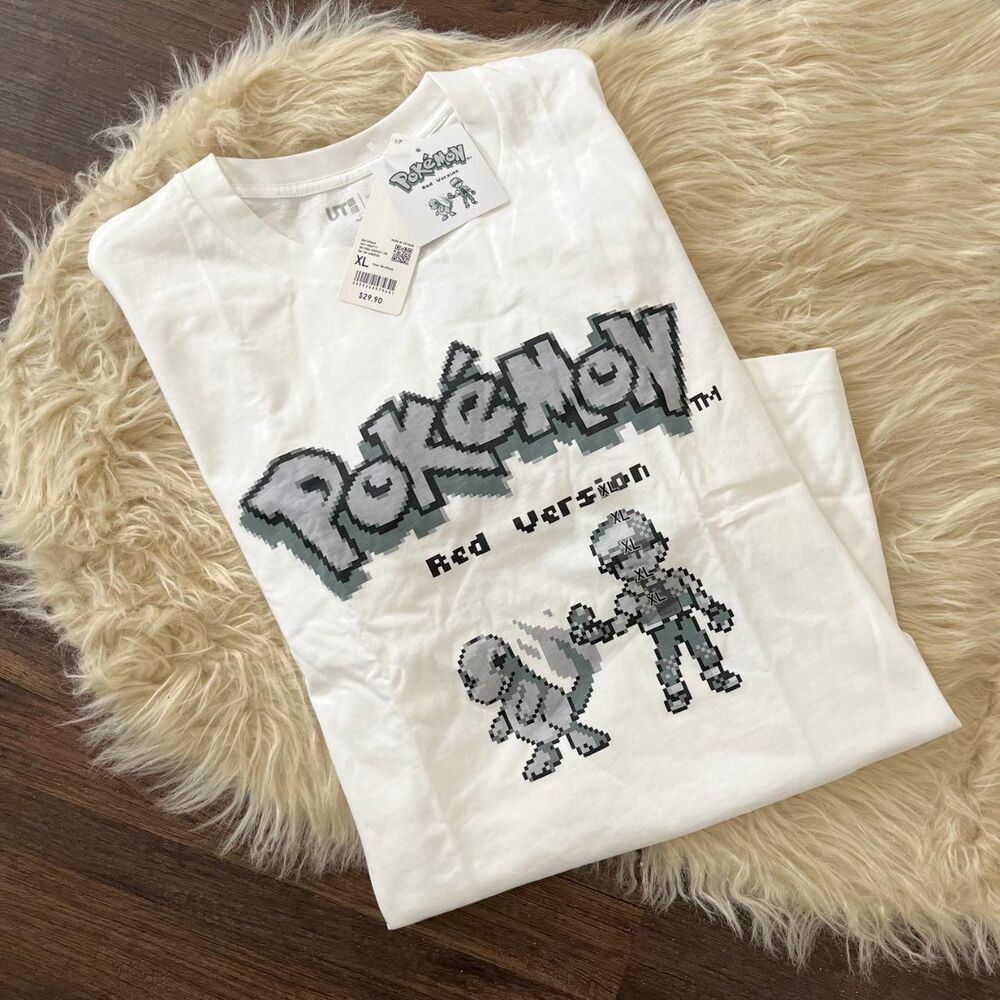 NWT Pokémon Red Version graphic t-shirt Uniqlo's 30th Anniversary UT collection